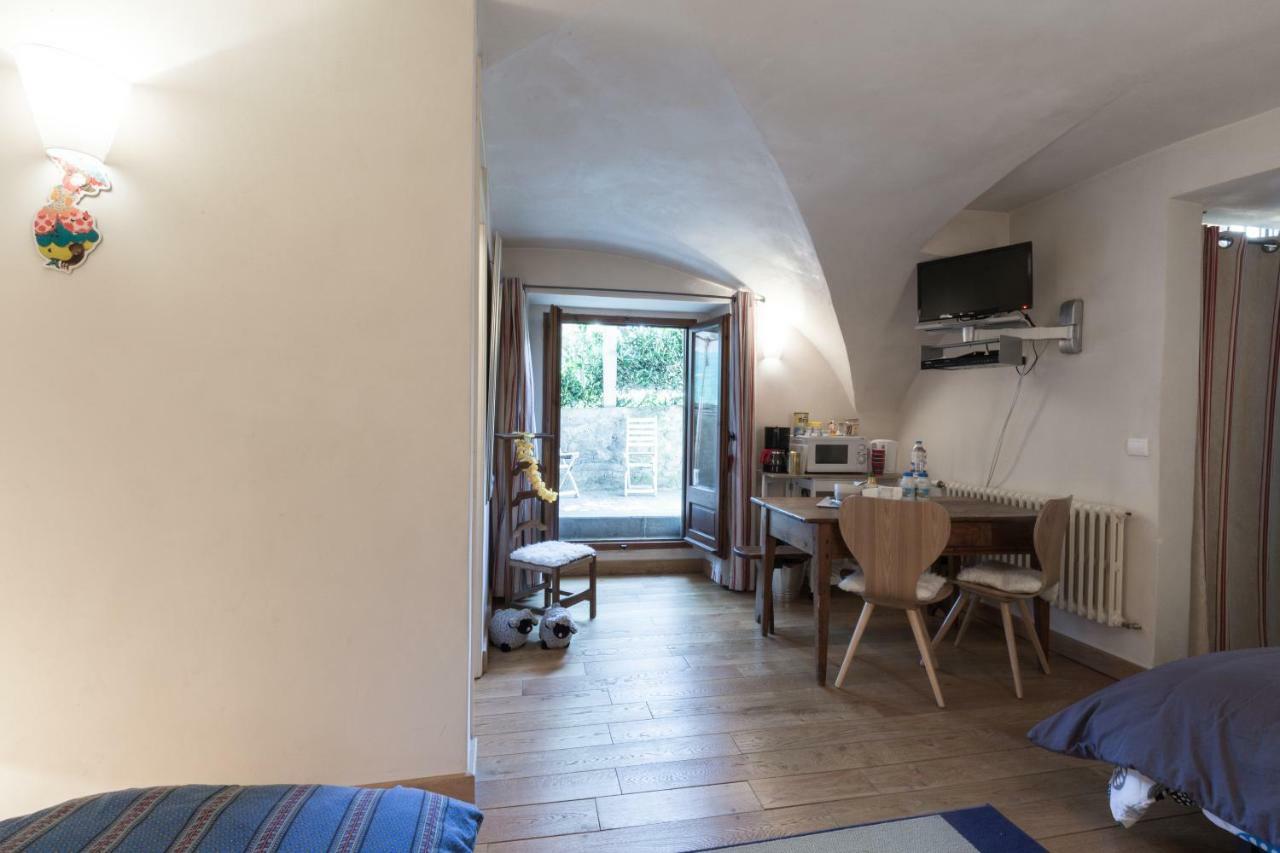 Bed End Breakfast Du Centre Panzió Bourg-Saint-Maurice Kültér fotó